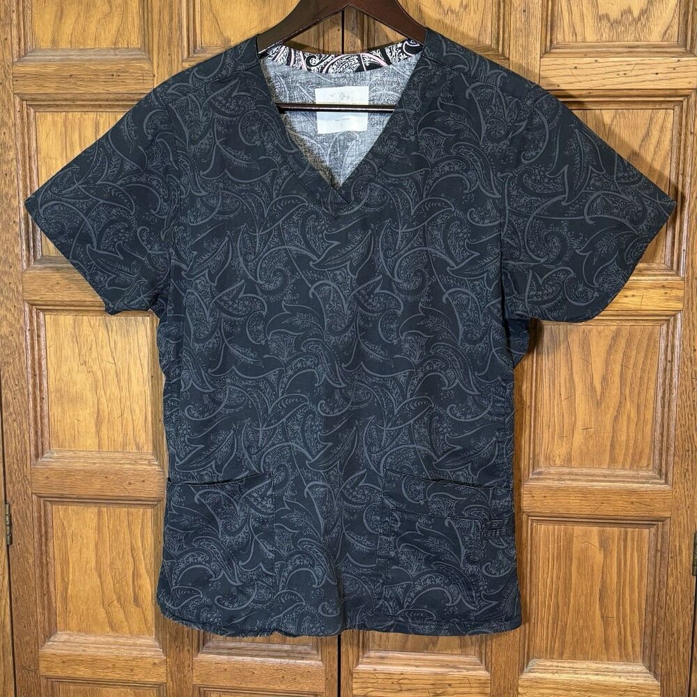 Vera Bradley Top Women's L Black Paisley Cotton Spandex 3 Pocket SS V-Neck Scrub